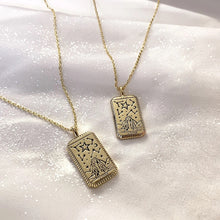 Load image into Gallery viewer, Tarot Queen Gold Necklace